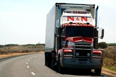 3 Ways Manufacturing ERP Can Improve Supplier Management - Trucks