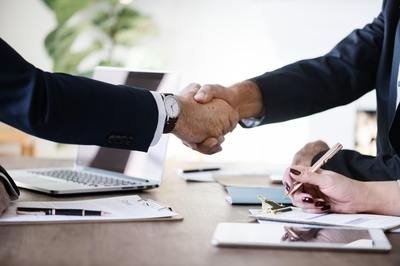 ERP consultant onboarding - handshake